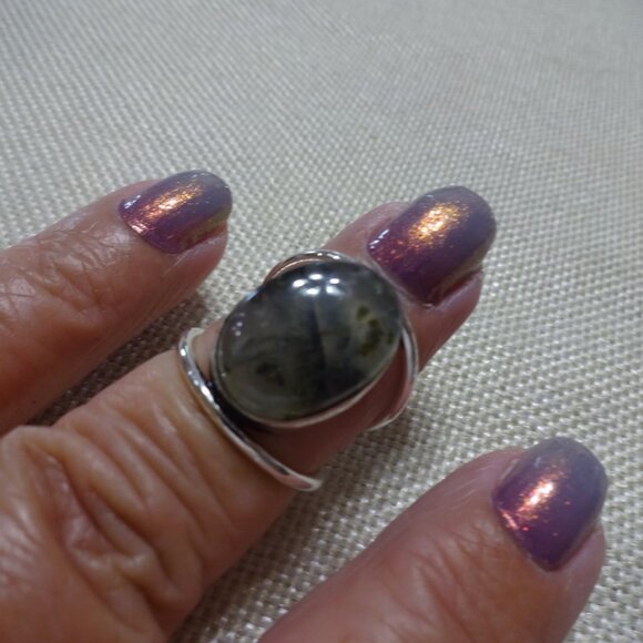 Gorgeous PREHNITE Handmade Sterling Ring Size 6 #223C - Picture 3 of 3